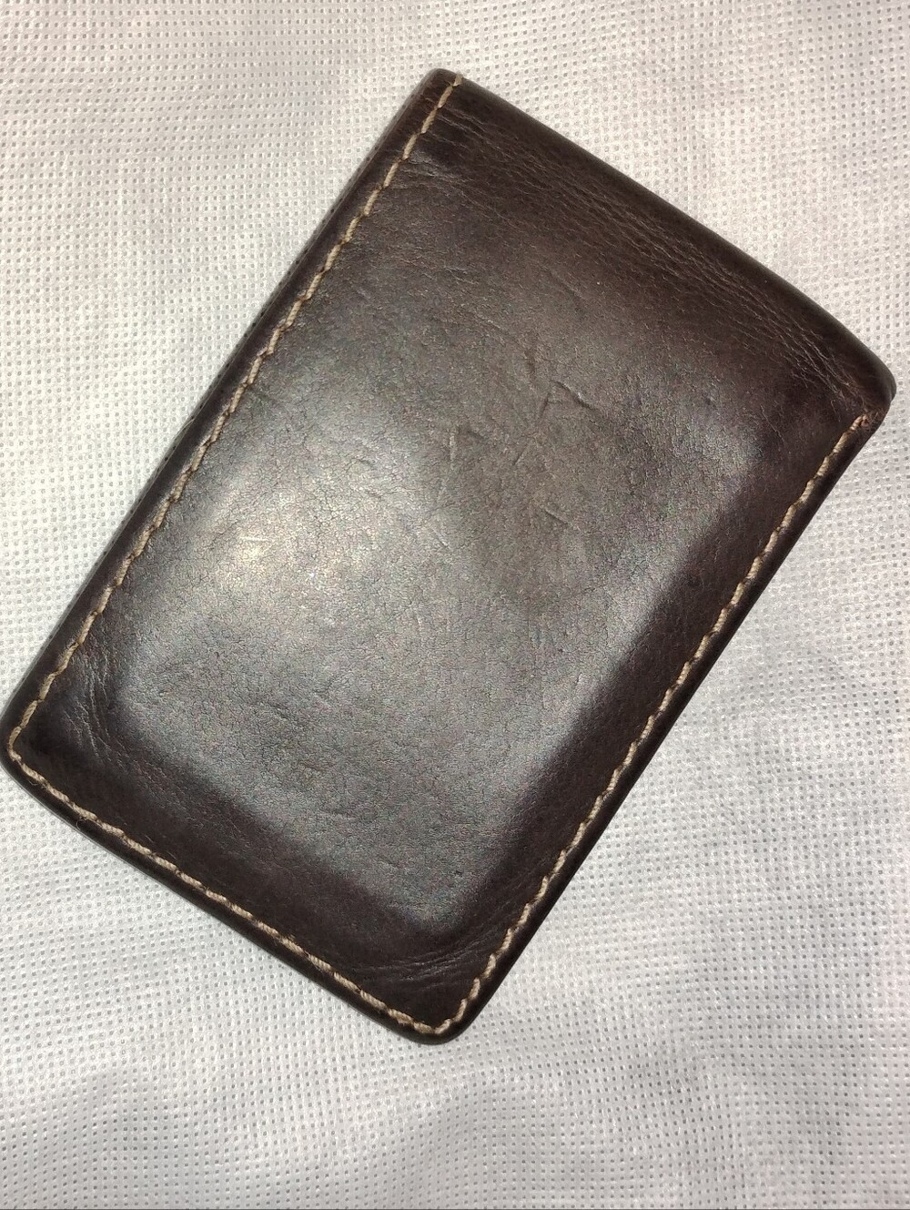 Kenneth Cole Reaction Brown Leather Bifold Wallet.